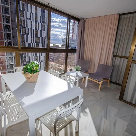 Sol 7 Levante Apartmán *